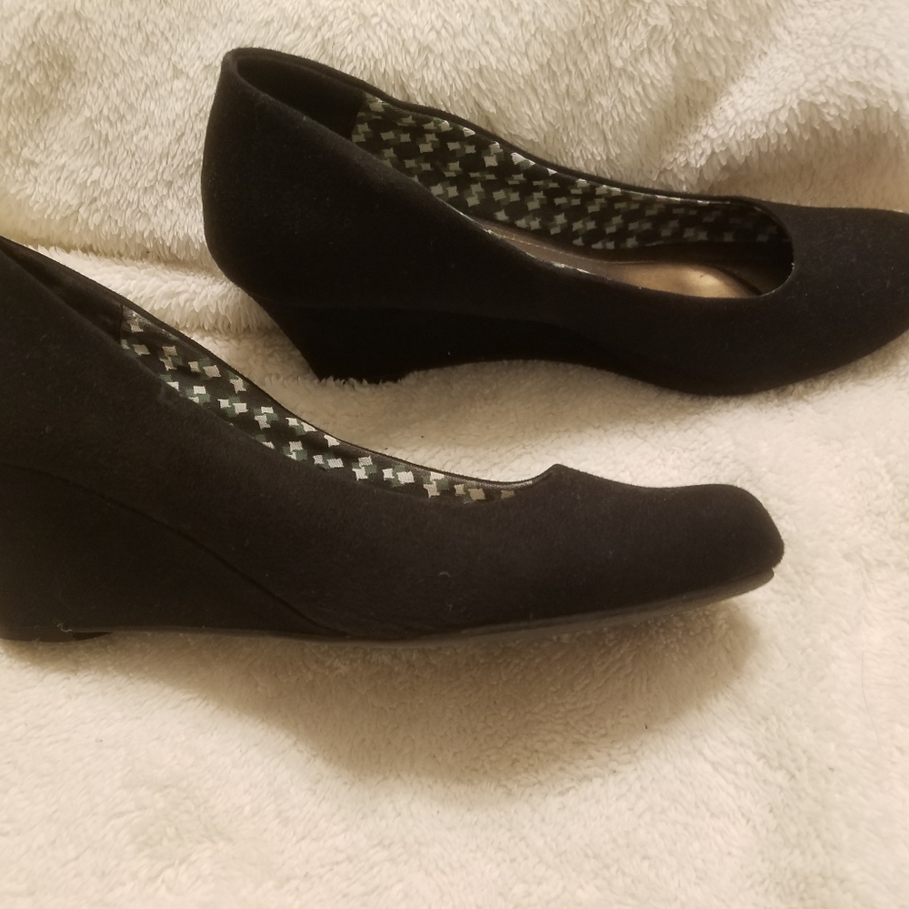 Dexflex comfort black wedges